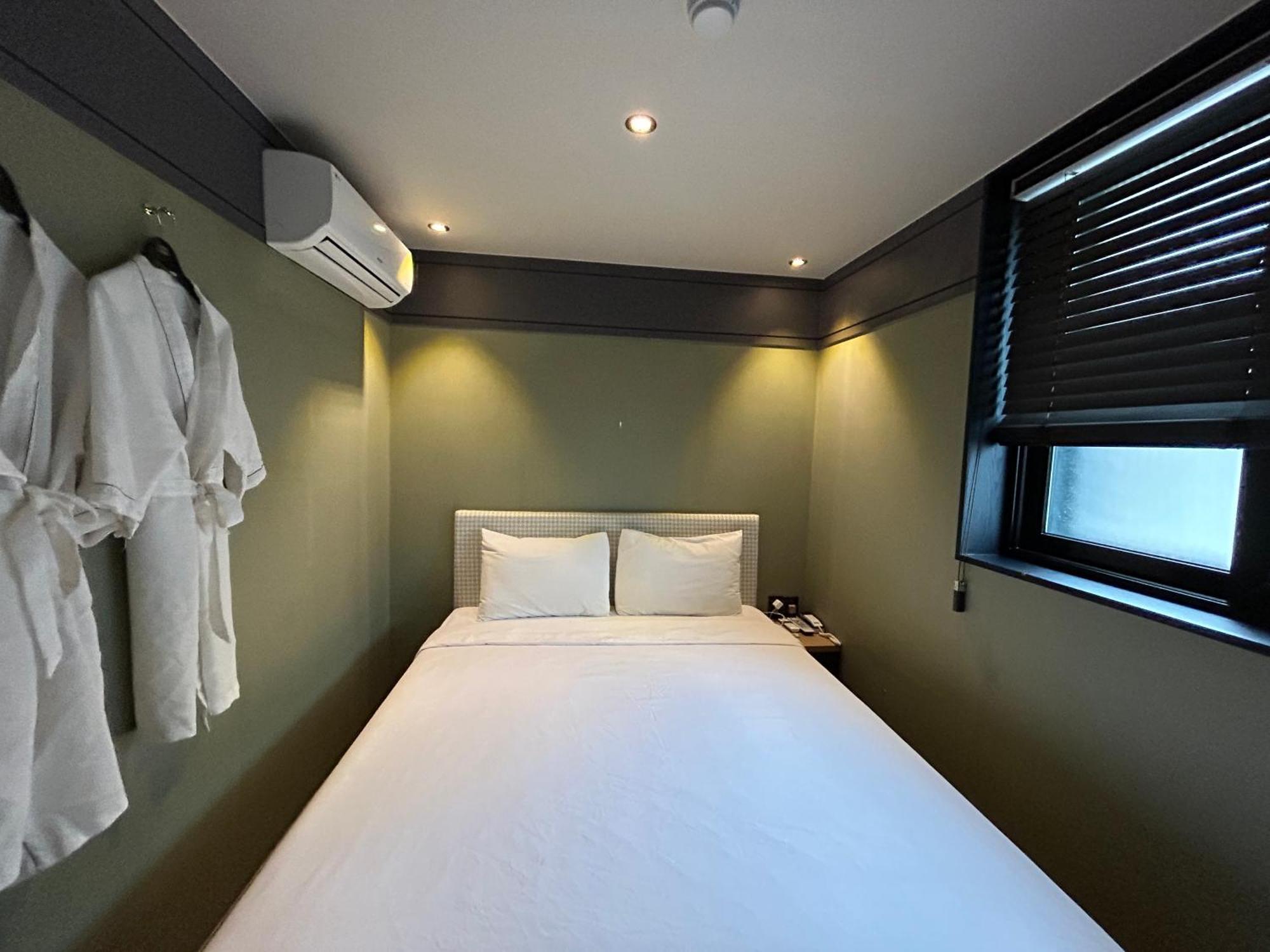 Deluxe Motel Geoje Eksteriør bilde