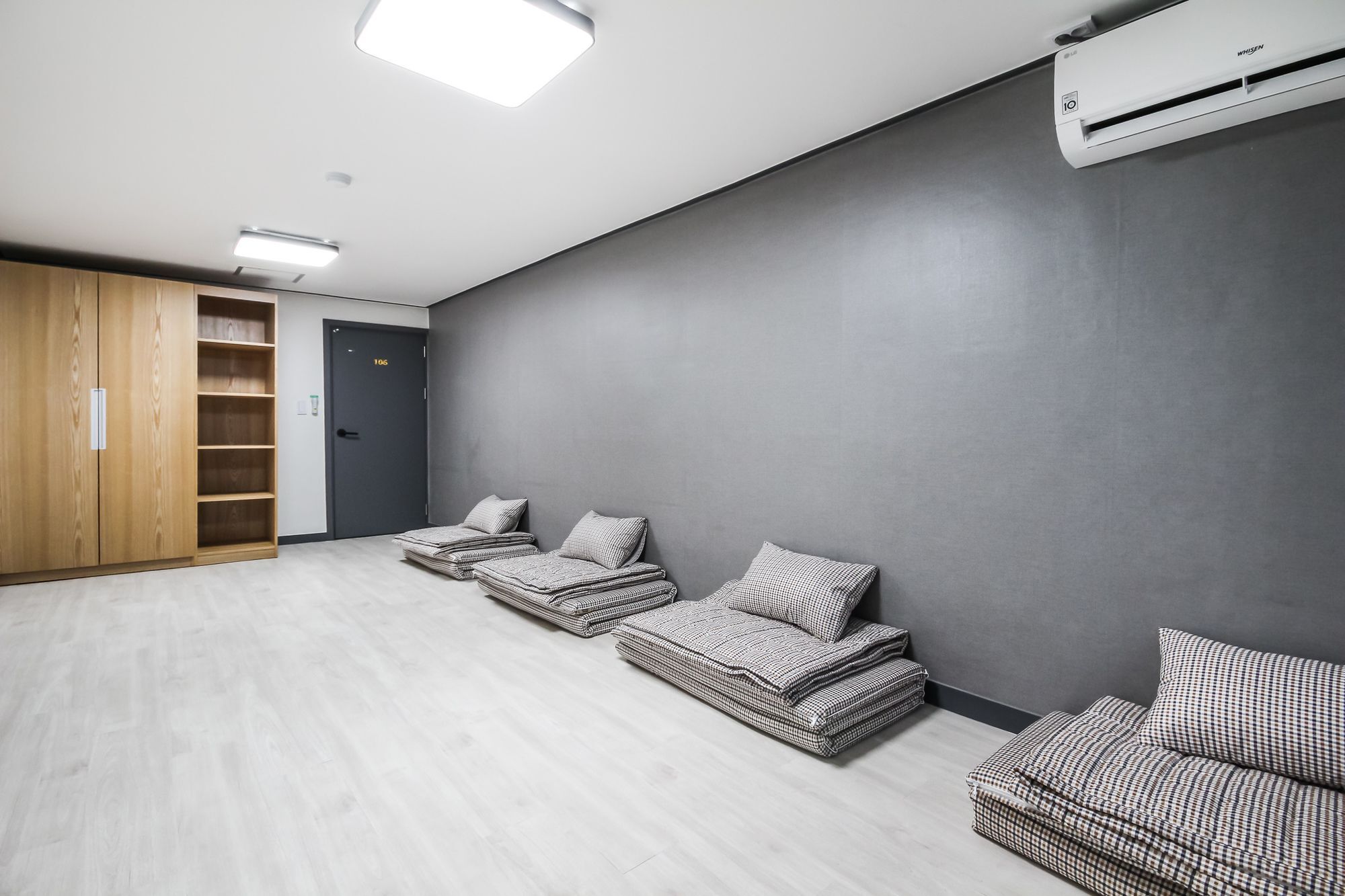 Deluxe Motel Geoje Eksteriør bilde